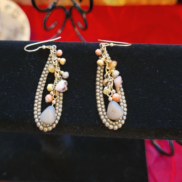 not branded Jewelry - Earrings with beads for pierced ears
